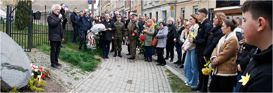 80. rocznica wybuchu powstania w getcie warszawskim, obchody w Dzieroniowie - 19.04.2022.



